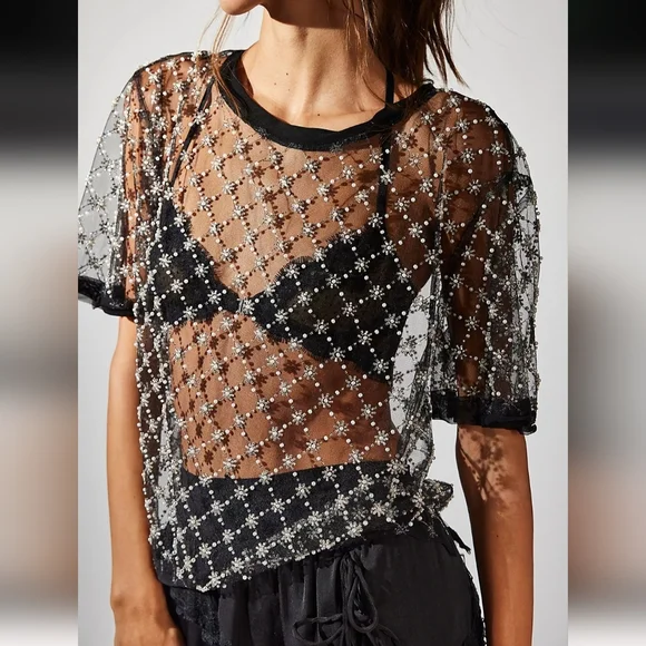 Free People Loir Embellished Top Black Large NWT - Picture 1 of 9